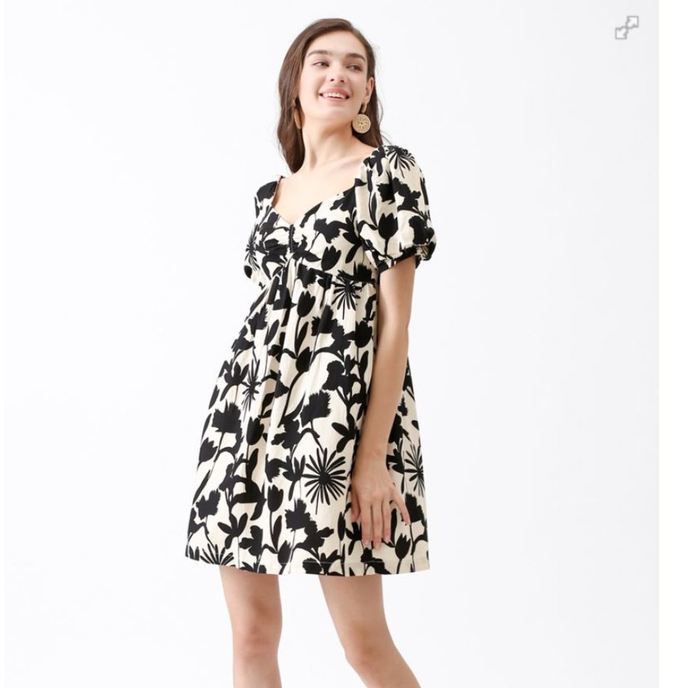 NWOT Chicwish INKY FLOWER PAINTING SQUARE NECK DRESS